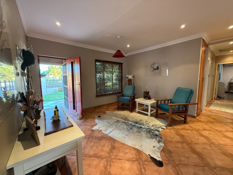 3 Bedroom Property for Sale in Safari Gardens North West
